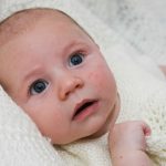 Comment trouver la médaille parfaite pour la célébration de baptême de son filleul ?